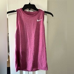 Women’s die fit muscle shirt